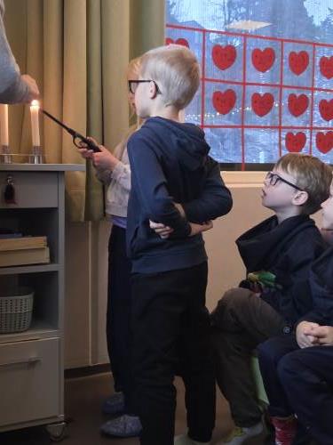 1. trinn og adventsamling